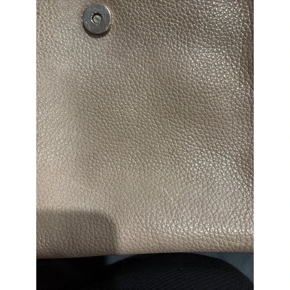 Vintage Liz Claiborne Beige pebbled leather top-handle satchel 90's Classic